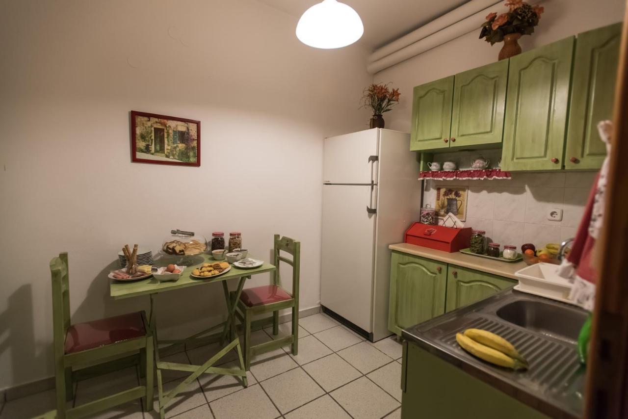 Hotel Το Ηλιοβασίλεμα à Mega Chorio Extérieur photo